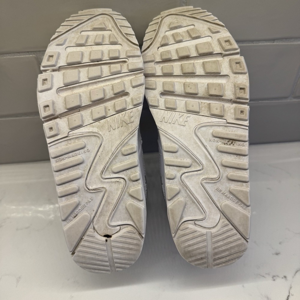 Nike Air Max 90 Kids Sneakers 3Y White Leather Swoosh CD6867-100 - Picture 13 of 16